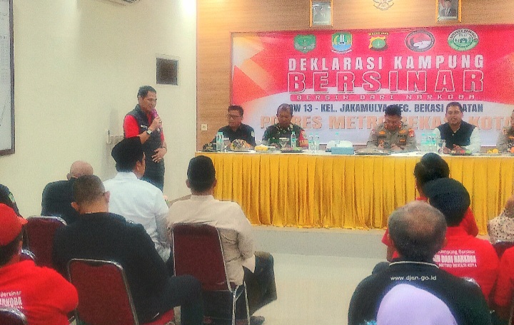 RW 13 Jakamulya Deklarasikan “Kampung Bersinar” untuk Wujudkan Lingkungan Bebas Narkoba dan Dukung Asta Cita 100 Hari Kerja Pemerintahan Presiden Prabowo