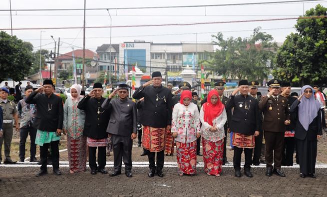 Wawali Bobihoe : Bangga Kenakan Pakaian Adat Di Hut Kota Bekasi