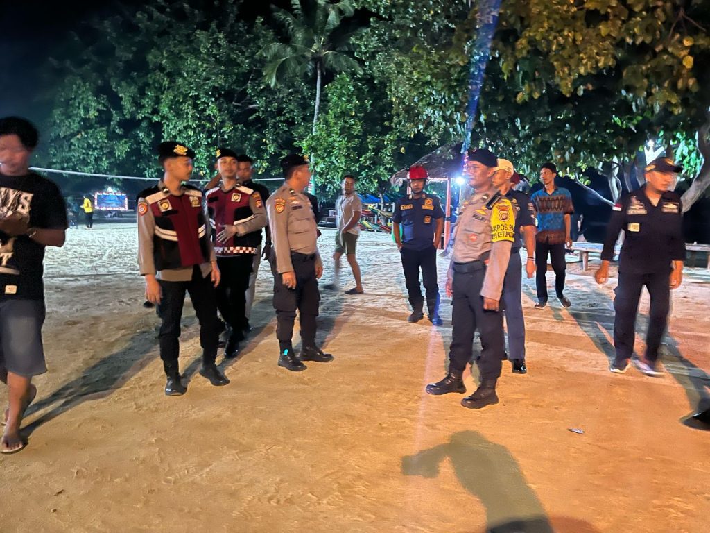 Lebaran Kedua, Kapolres Kepulauan Seribu Pantau Langsung Arus Mudik dan Kunjungan Wisatawan