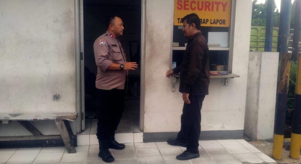 Bhabinkamtibmas Medansatria Sambangi Dealer Suzuki, Imbau Satpam Jaga Kamtibmas