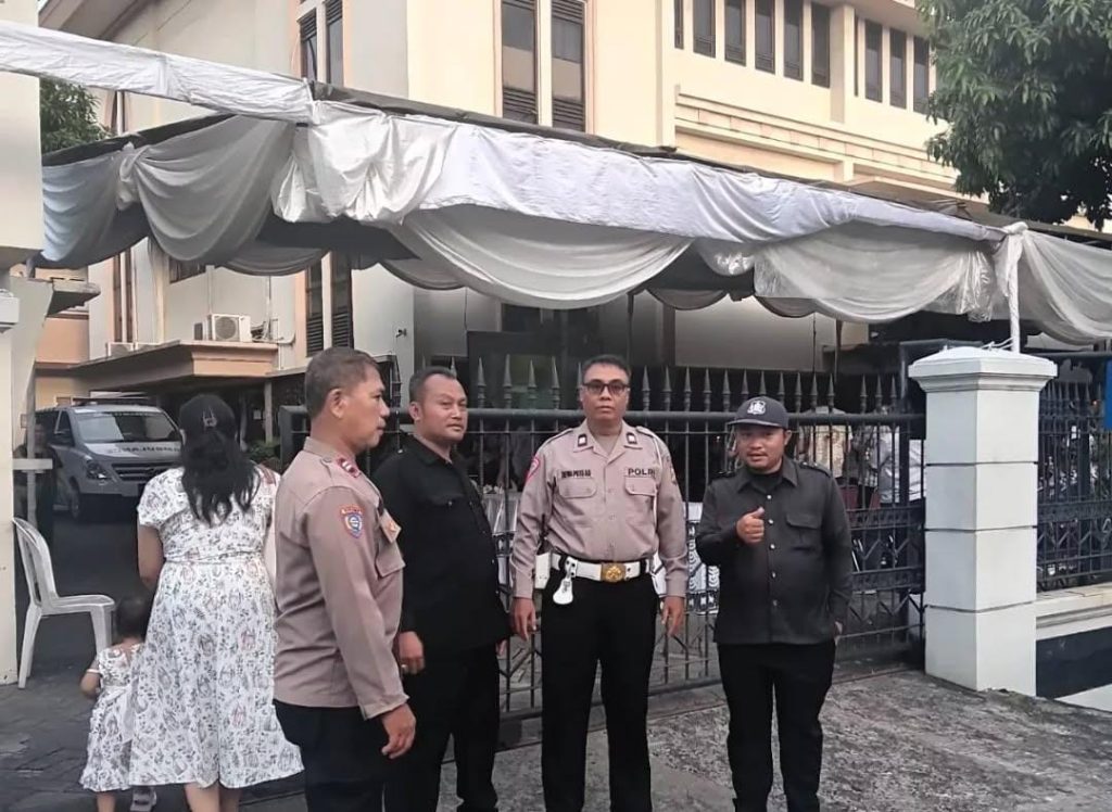 Polsek Medansatria Lakukan Kunjungan dan Berikan Boneka kepada Anak-Anak TK