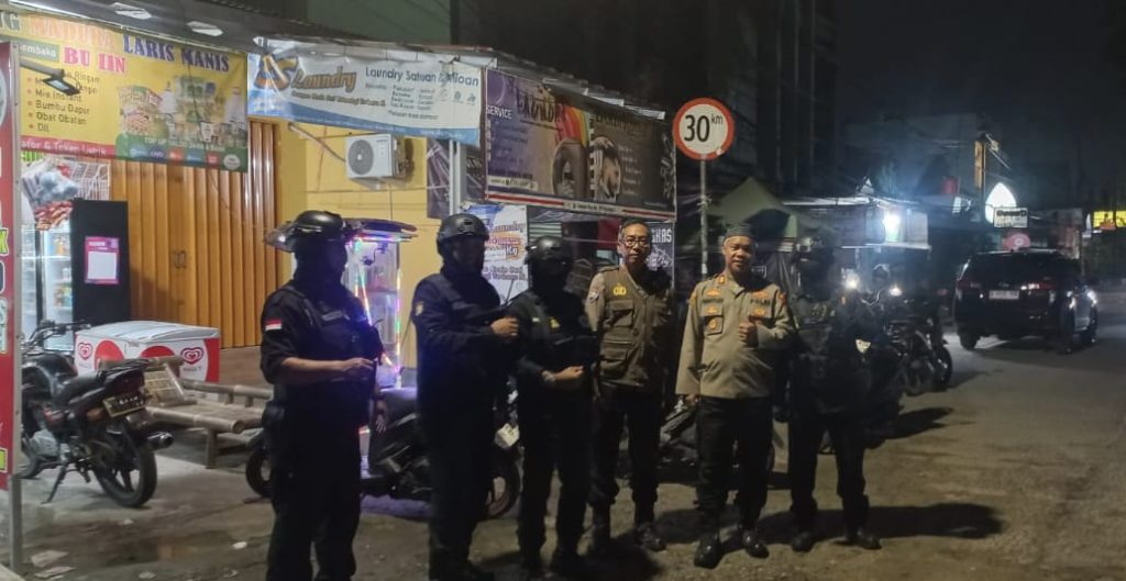 Kapolsek Bekasi Barat Pimpin Patroli KRYD, Antisipasi Kejahatan Jalanan dan Gangguan Kamtibmas