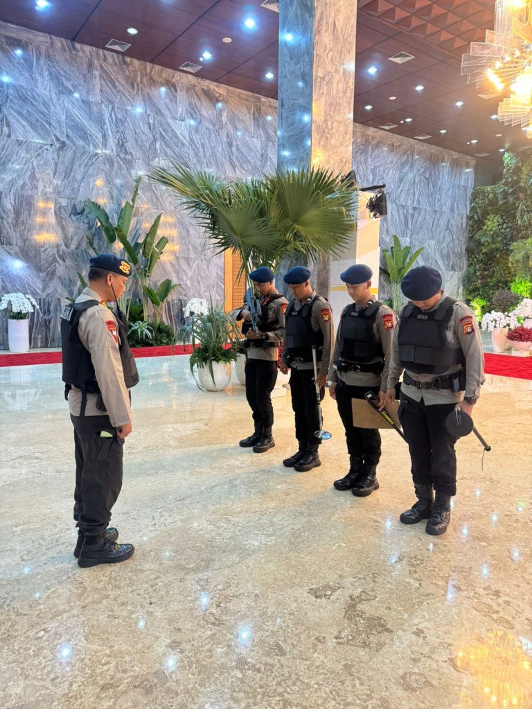 Gegana Brimob Sterilisasi Lokasi Sidang Internasional PUIC di DPR/MPR RI, Pastikan Area Aman 100%