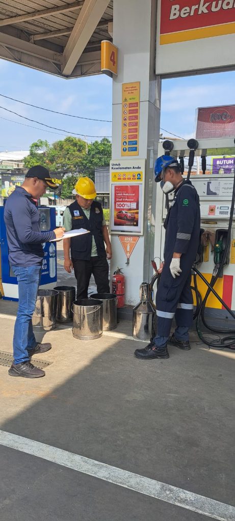 Disdagperin Kota Bekasi Lakukan Tera Ulang Pompa Ukur BBM di SPBU Shell Pondok Gede