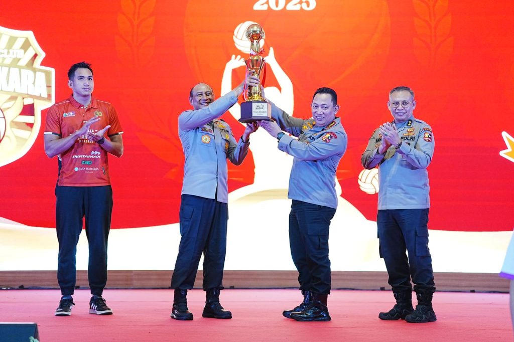 Hadiri Seremoni Apresiasi, Kapolri Dukung Tim Voli Polri Terus Ukir Prestasi