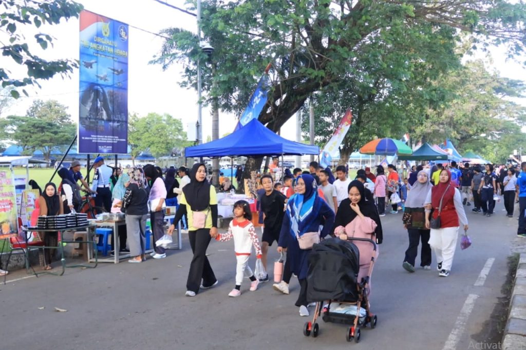Antusias Masyarakat Makassar dan Maros Ramaikan CFD di Lanud Sultan Hasanuddin