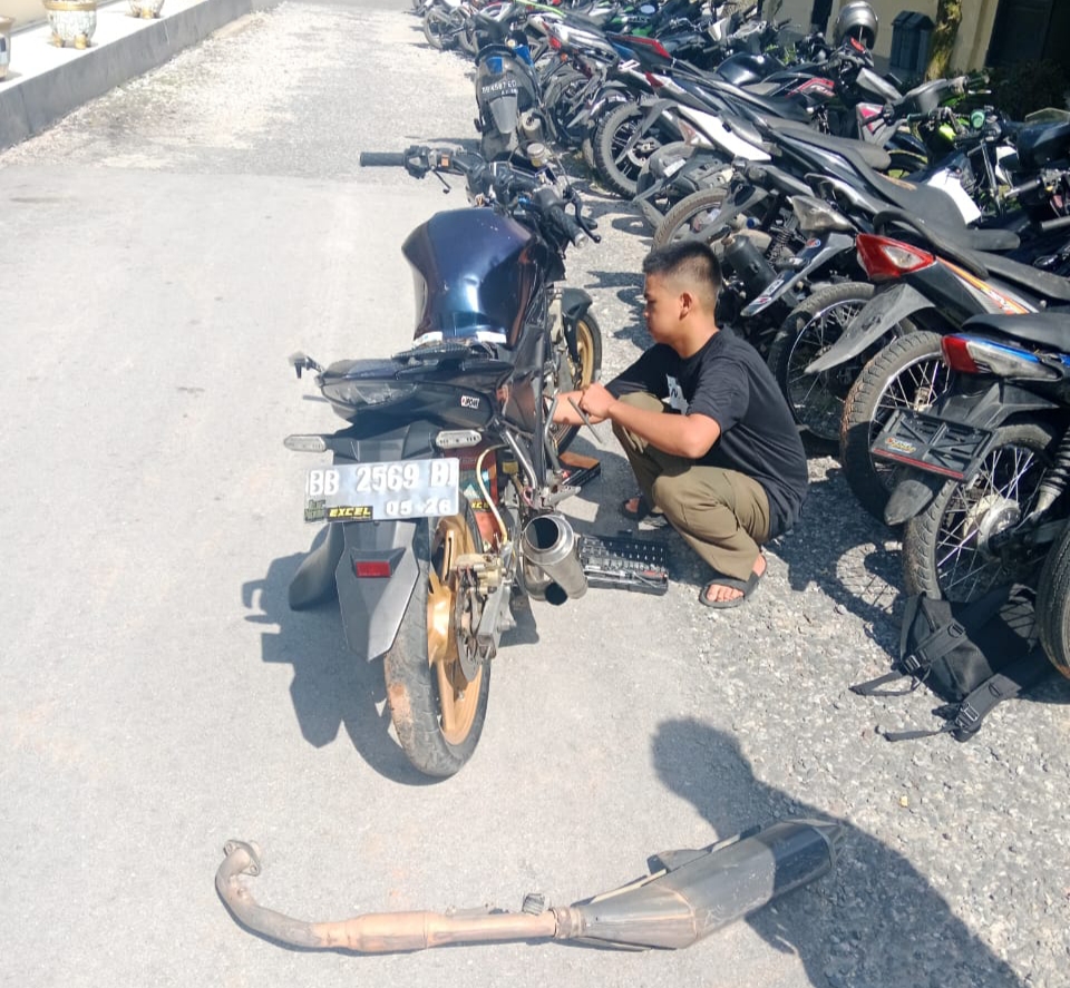 15 Motor Pakai Knalpot Brong di Toba Ditilang Polisi Lewat Hunting System
