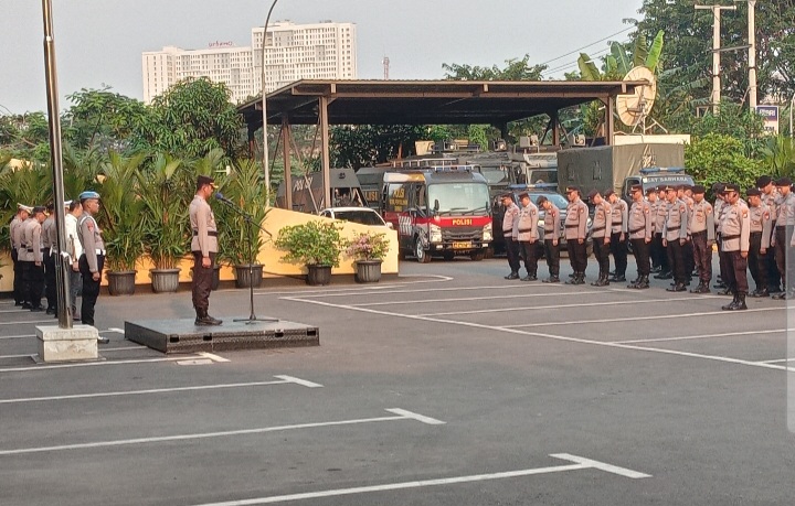 Polres Metro Bekasi Kota Gelar Apel Pengamanan Malam Takbir Idul Adha 1446 H
