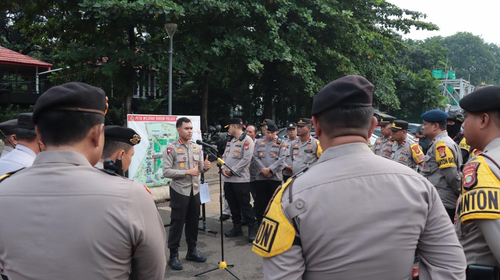 Polri Terjunkan 1.437 Personel Amankan Aksi “177” Ojol di Silang Selatan Monas