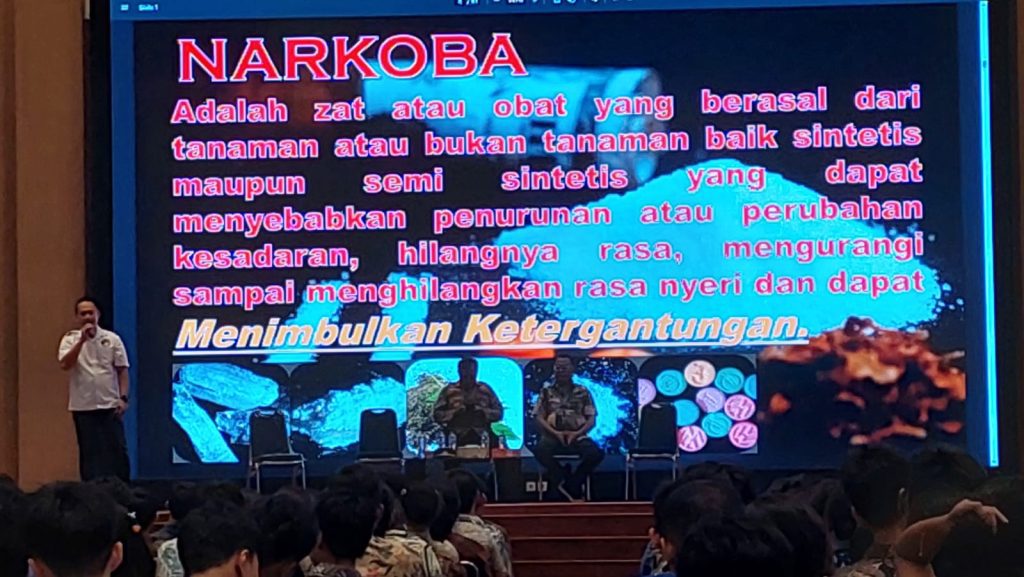 Polsek Medansatria Gelar Penyuluhan Narkoba, Perundungan, dan Kenakalan Remaja di SMAK Penabur Harapan Indah