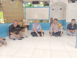 Polsek Jatiasih Sosialisasi ke Sopir Tinja, Ajak Jaga Kebersihan Lingkungan