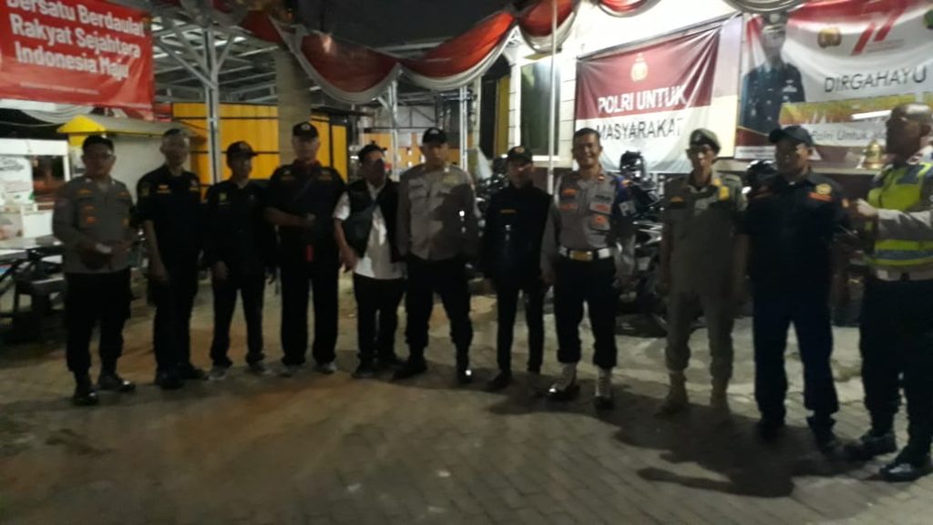 Patroli Gabungan Polsek Medan Satria, Antisipasi Kejahatan Malam di Ruas Jalan Utama