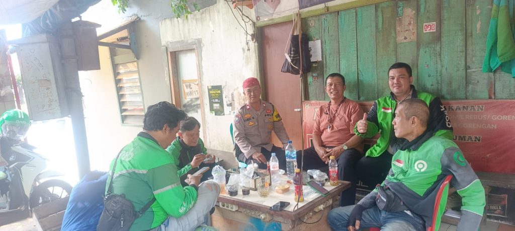Polsek Medan Satria Imbau Ojol di Kalibaru untuk Tidak Mudah Terprovokasi