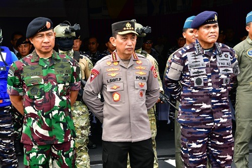 Panglima TNI Dampingi Menhan RI Sambut Kedatangan KRI Brawijaya-320 Di Tanah Air