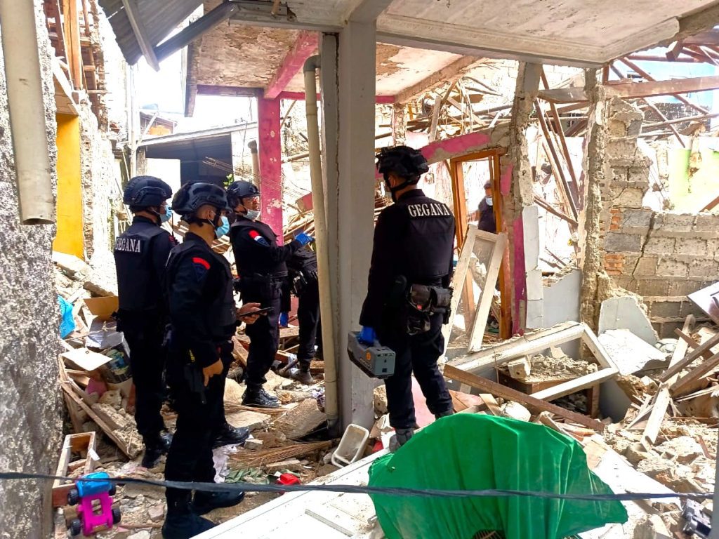 Detasemen Gegana Satbrimob Polda Metro Jaya Tangani Ledakan Gas di Pondok Cabe Ilir, Tangerang Selatan