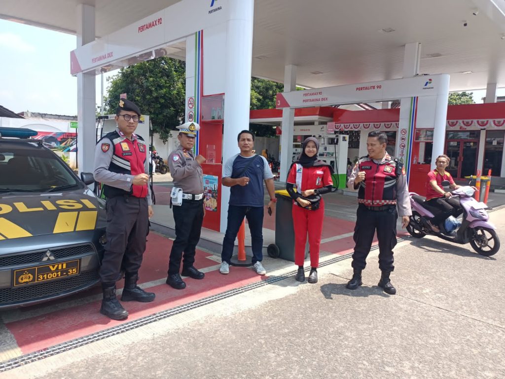 PATROLI SKALA SEDANG POLSEK BANTARGEBANG ANTISIPASI GUANTIBMAS DI WILKUM BANTARGEBANG & MUSTIKAJAYA