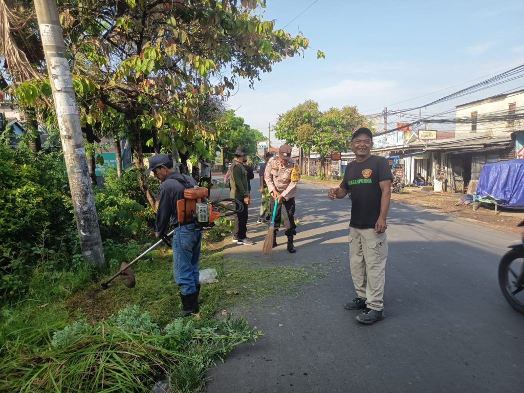 Sinergitas TNI – POLRI: Bhabinkamtibmas Jakasampurna Giatkan K3 Bersama Babinsa