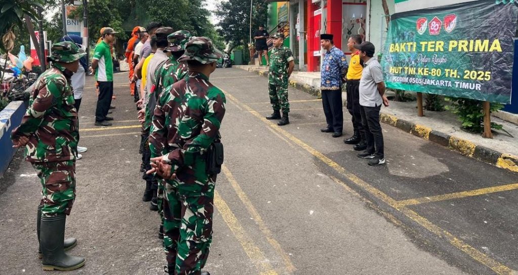 Sambut HUT TNI ke-80, Kodim Jakarta Timur Gelar Karya Bhakti Bersama Masyarakat