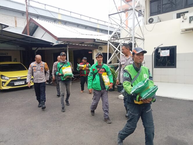Kapolsek Pondok Gede Terima Kunjungan Komunitas Ojol