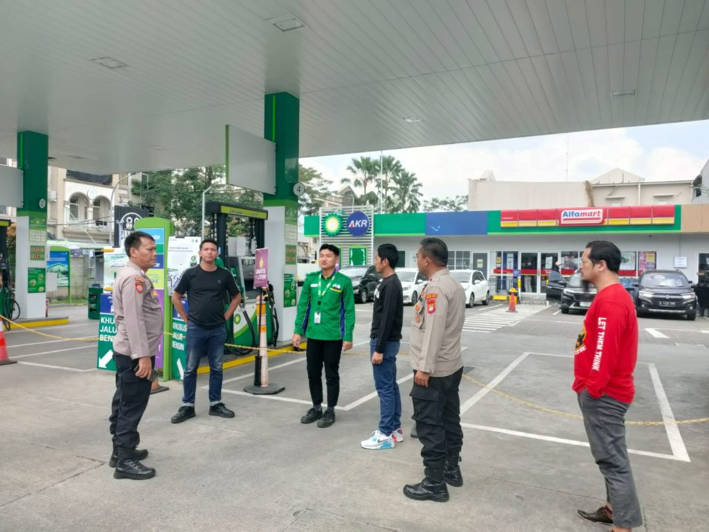 Polsek Bekasi Selatan Gelar Patroli Skala Sedang, Pastikan Situasi Aman dan Kondusif