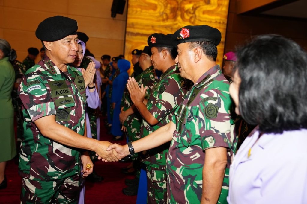 Panglima TNI Terima Laporan Korps Kenaikan Pangkat 177 Pati TNI