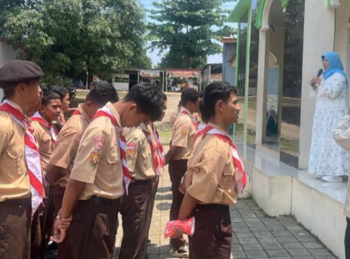 Tanamkan Nasionalisme, SMKN 15 Bekasi Kirim Ratusan Siswa Ikuti Persami dan Bela Negara