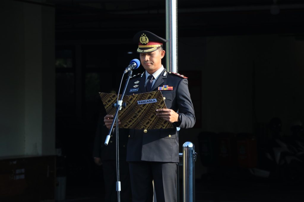 Pancasila Perekat Bangsa: Polres Metro Bekasi Kota Gelar Upacara Hari Kesaktian Pancasila