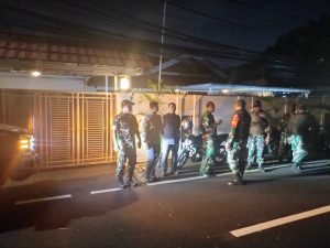 Jaga Kemanunggalan TNI-Rakyat, Kodim 0504/JS Gelar Patroli Gabungan di Jakarta Selatan