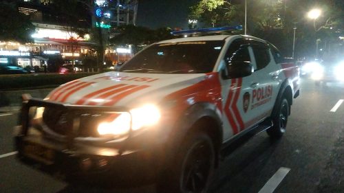 Polda Metro Jaya Gelar Patroli Gabungan Skala Besar di Jakarta Selatan