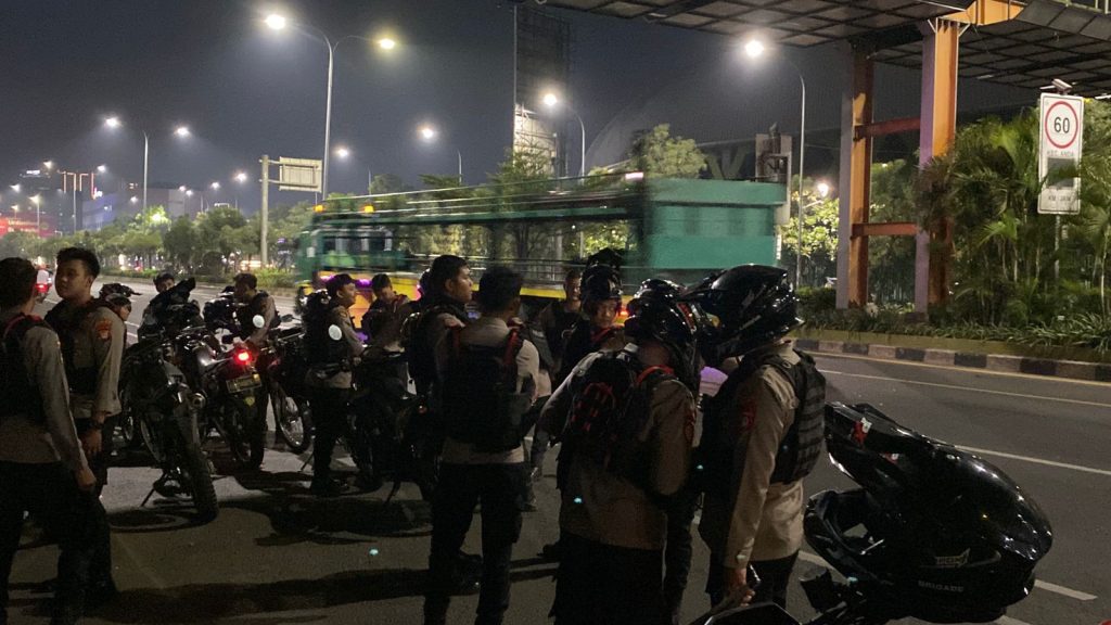 Perintis Presisi Polres Metro Bekasi Kota: Menjaga Keamanan dan Ketertiban di Titik Rawan Kejahatan Jalanan dan Balap Liar