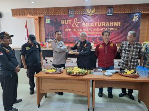 Kapolsek Makasar Hadiri HUT dan Silaturahmi FKPM Polres Metro Jakarta Timur