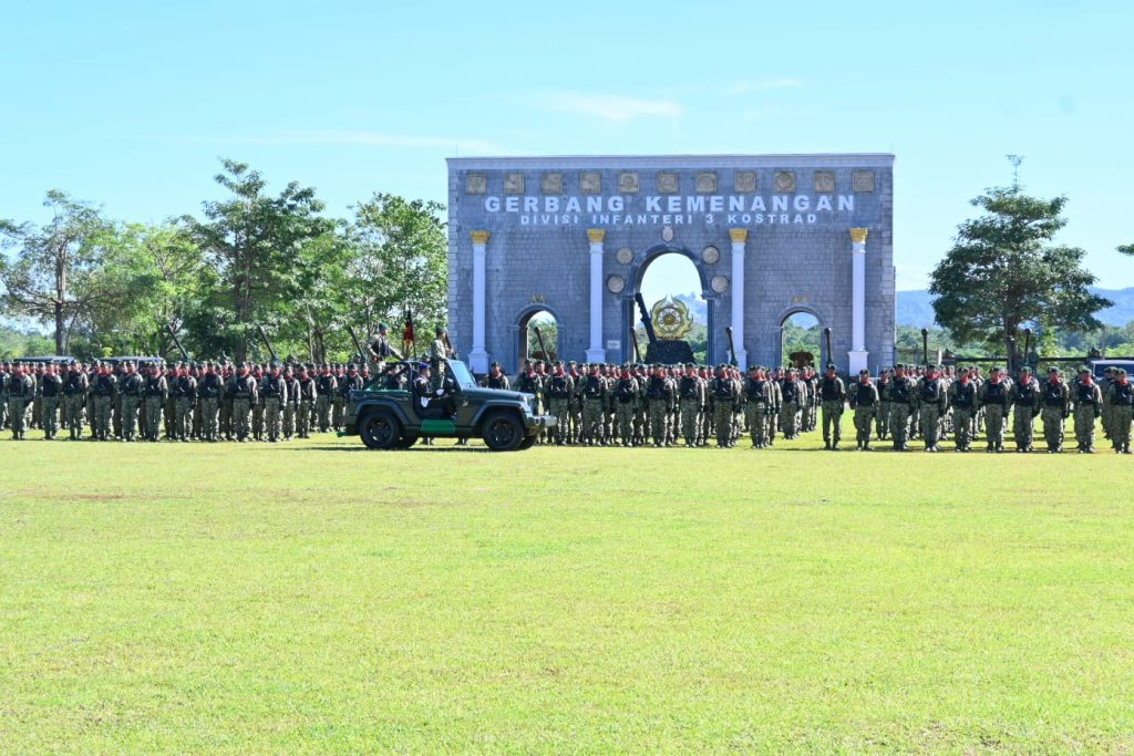 Danlanud Sultan Hasanuddin Hadiri Sertijab Panglima Divisi Infanteri 3 Kostrad