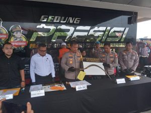 Bawa Sajam dan Hendak Tawuran, Dua Pemuda di Jatisampurna diamankan Patroli Polisi 