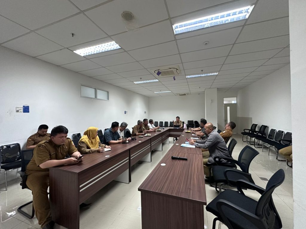 𝗗𝗶𝗻𝗮𝘀 𝗟𝗶𝗻𝗴𝗸𝘂𝗻𝗴𝗮𝗻 𝗛𝗶𝗱𝘂𝗽 (𝗗𝗟𝗛) 𝗞𝗼𝘁𝗮 𝗕𝗲𝗸𝗮𝘀𝗶 𝗚𝗲𝗹𝗮𝗿 𝗥𝗮𝗽𝗮𝘁 𝗞𝗼𝗼𝗿𝗱𝗶𝗻𝗮𝘀𝗶 𝗣𝗲𝗻𝗮𝗻𝗴𝗮𝗻𝗮𝗻 𝗧𝗣𝗦 𝗟𝗶𝗮𝗿 𝗱𝗶 𝗣𝗮𝘀𝗮𝗿 𝗞𝗿𝗮𝗻𝗷𝗶