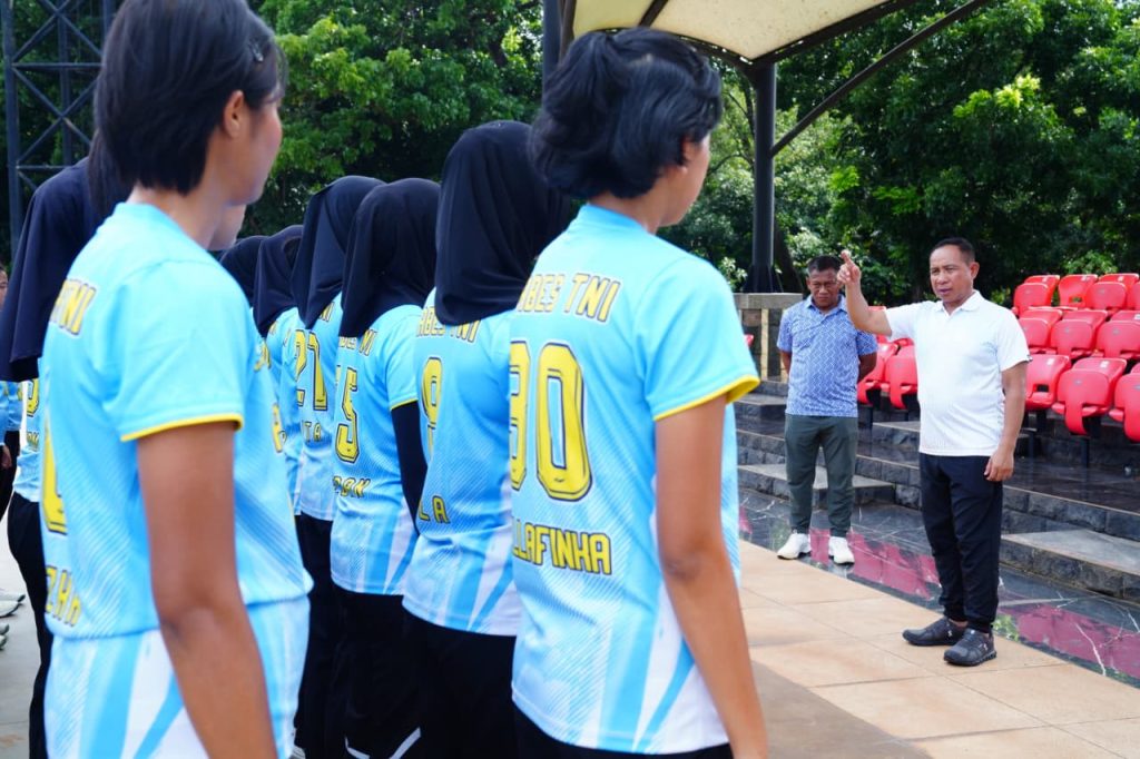 Panglima TNI Apresiasi Tim Bola Voli Mabes TNI Yang Promosi ke Liga Voli Indonesia Divisi Utama