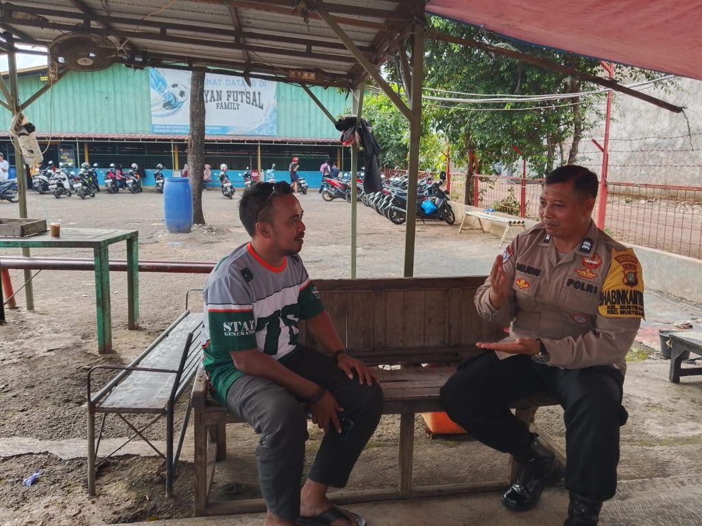 Cegah Curanmor Marak, Bhabinkamtibmas Mustikasari Gencarkan Sambang Kewilayahan