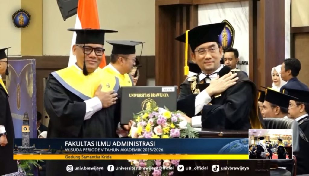 Sandang Gelar Doktor Brigjen Gidion Ikuti Prosesi Wisuda UB di Malang