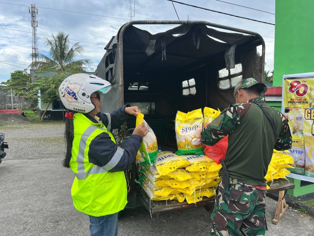 Dukung Program Gerakan Pangan Murah, Kodim 1710/Mimika Jual Beras SPHP di Timika