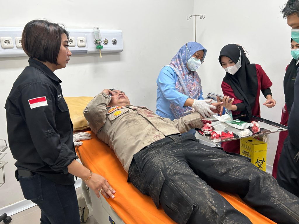 Kapolsek Kemayoran Terluka Saat Bantu Evakuasi Kebakaran di Terra Drone Indonesia