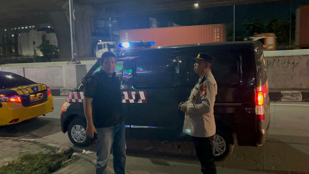 Patroli Skala Besar Polsek Koja Cegah Tawuran dan Jaga Kondusivitas Wilayah Jelang Nataru