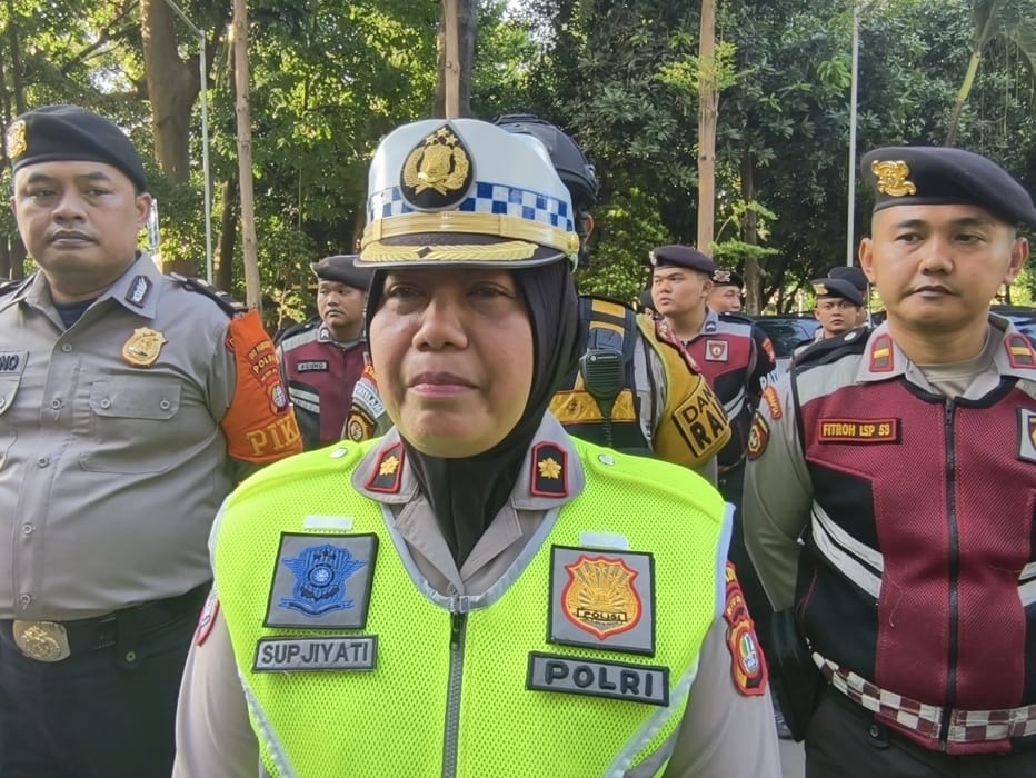 Patroli Sore Jelang Natal, Polda Metro Jaya Pastikan Warga Merayakan dengan Aman