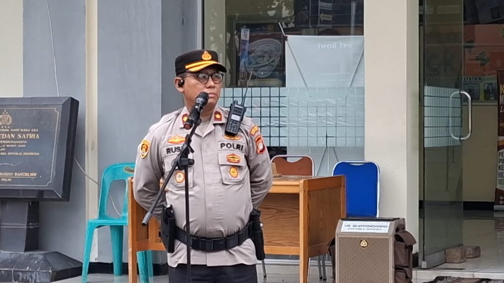 Amankan 10 Gereja dan Titik Kerumunan, Polsek Medansatria Kerahkan Personel Gabungan di Malam Tahun Baru 2026