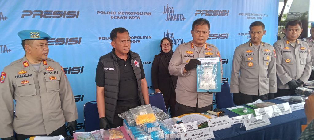 Polres Metro Bekasi Kota Gagalkan Peredaran 307,7 Gram Sabu Jaringan Bogor-Bekasi, Satu Tersangka Diringkus