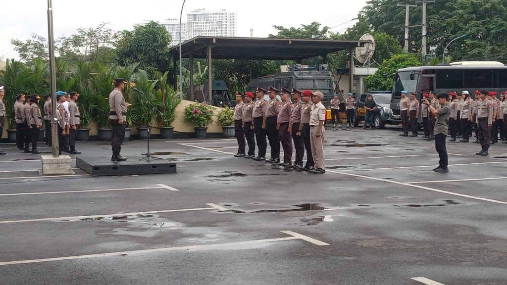 168 Personel Polres Metro Bekasi Kota Naik Pangkat, Kapolres: Ini Keberhasilan Bersama Keluarga