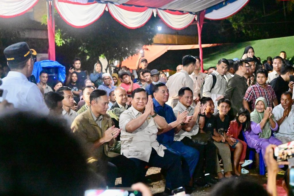 Wakil Panglima TNI Dampingi Presiden Prabowo Subianto Doa Bersama Warga Terdampak Bencana di Malam Tahun Baru 2026
