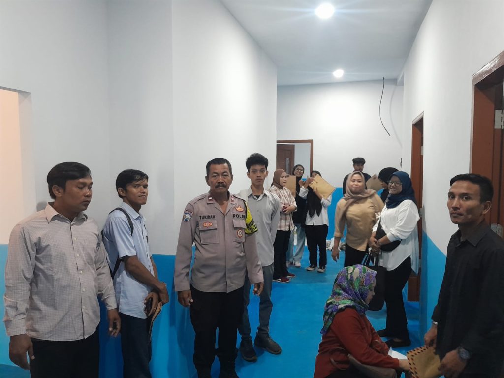 Dukung Program Kemanusiaan, Bhabinkamtibmas Polsek Bekasi Utara Pantau Seleksi Relawan MBG di Yayasan Binaul Ummah