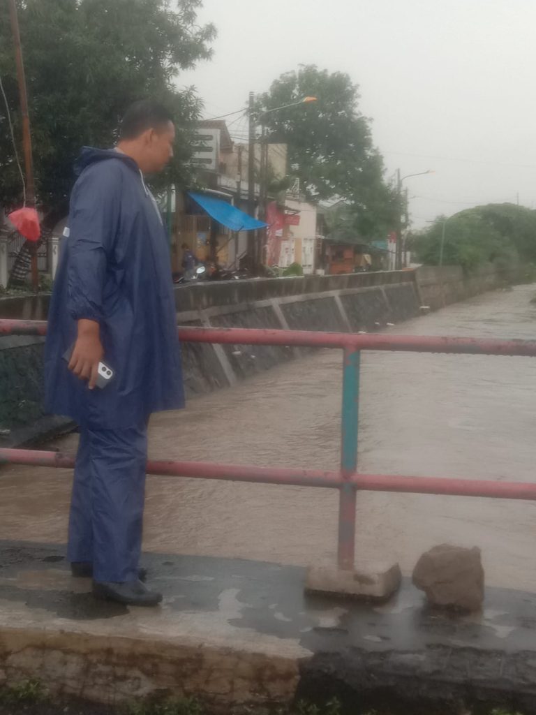 PATROLI, MONITORING & PENGECEKAN WILAYAH PASCA HUJAN DI MUSTIKASARI