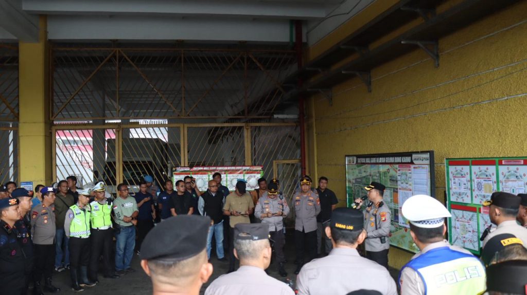 Libatkan 1.300 Personel, Polda Metro Jaya Amankan Laga Persija vs Madura United di GBK