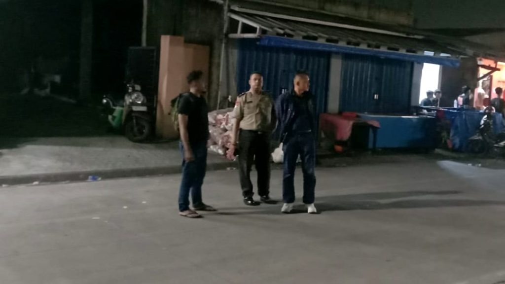 Polsek Bekasi Selatan Gelar Patroli dan Strong Point, Ciptakan Situasi Kamtibmas Kondusif