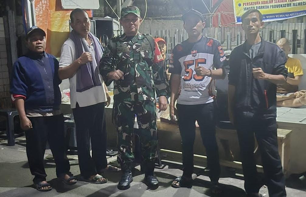 Koramil 07/Cipayung Gelar Patroli/Siskamling Keliling, Cegah Tawuran dan Jaga Kondusifitas Wilayah.